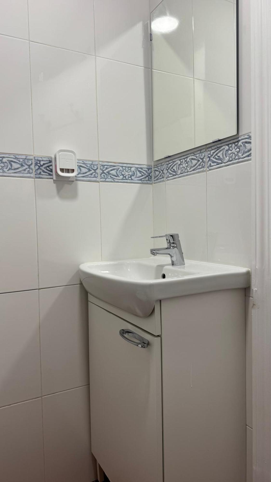 Estudio Benal Vista A La Piscina Apartamento *